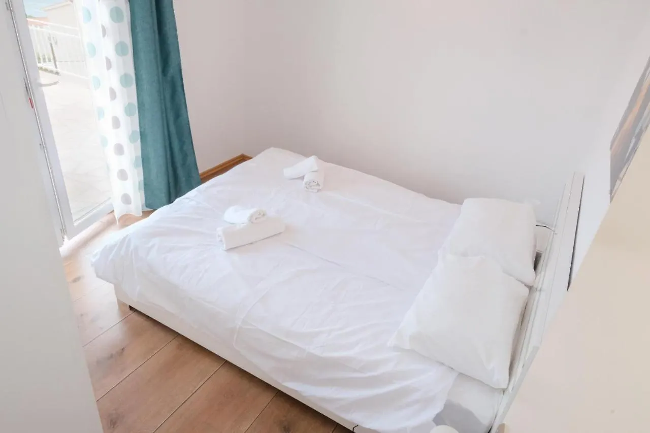Apartment Nede Traù